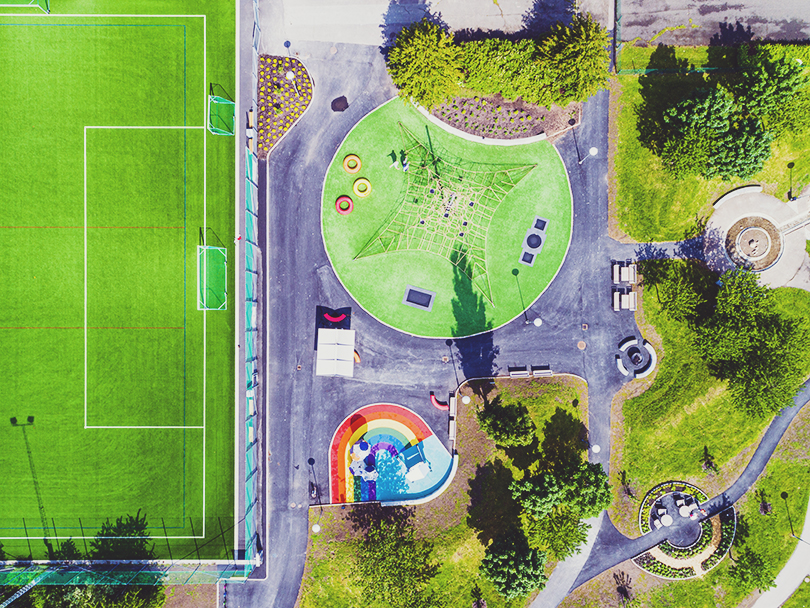 Birdseye view of tennis court